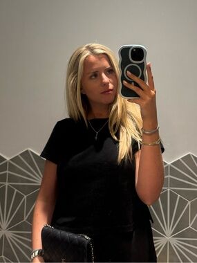 Meet your Posher, Emma